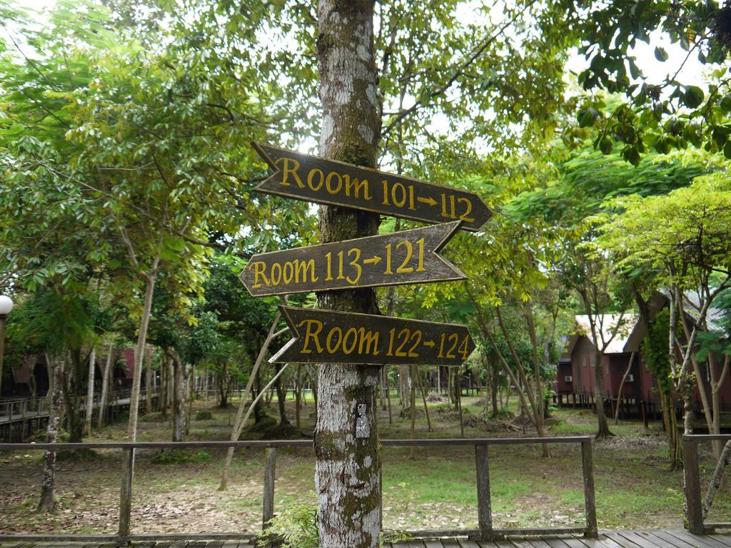 Bilit Rainforest Lodge Sandakan Ngoại thất bức ảnh